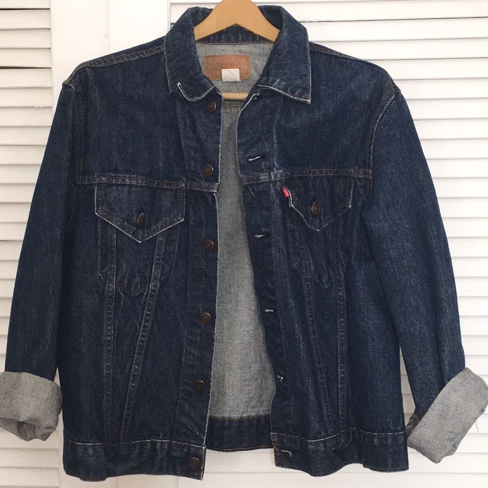 Large Levi’s denim jacket in excellent condition